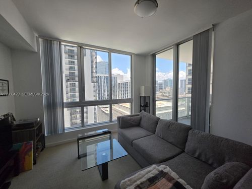 apt-2311-300 S Biscayne Blvd, Miami, FL, 33131-5372 | Card Image