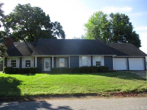 11 Amy St, Cabot, AR, 72023-3646 | Card Image