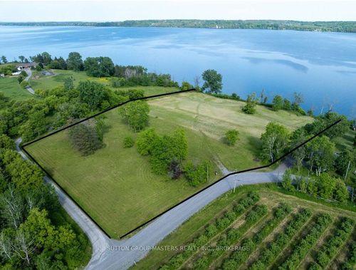 224 Bayshore Rd, Greater Napanee, ON, K0H1G0 | Card Image