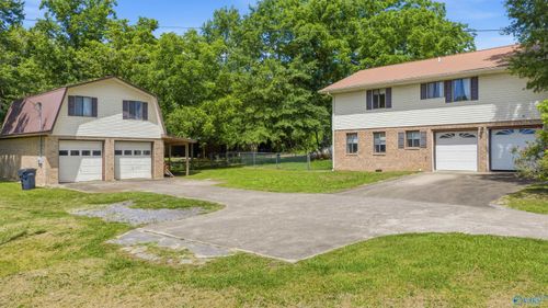 9479 Burton Dr, Henagar, AL, 35978-5391 | Card Image