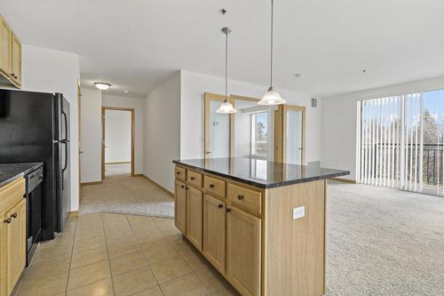 apt-401-1502 5th St N, Hopkins, MN, 55305-6204 | Card Image
