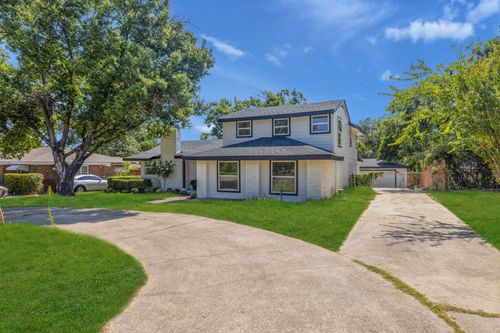 1820 Cedar Crest Blvd, Dallas, TX, 75203-4310 | Card Image