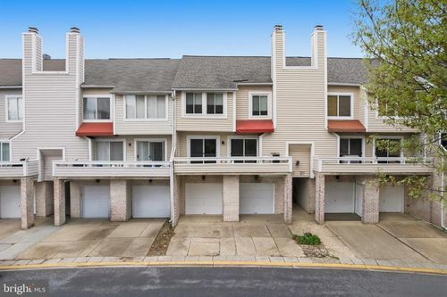 9815 Lake Shore Dr, MONTGOMERY VILLAGE, MD, 20886-4266 | Card Image