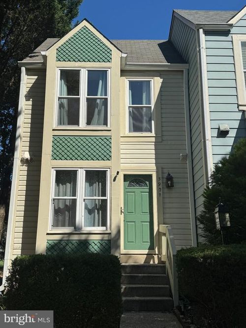 5901 Saint Giles Way, ALEXANDRIA, VA, 22315-4745 | Card Image