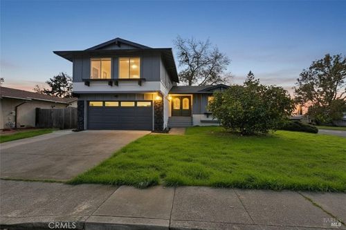 2800 Elmhurst Cir, Fairfield, CA, 94533-1334 | Card Image