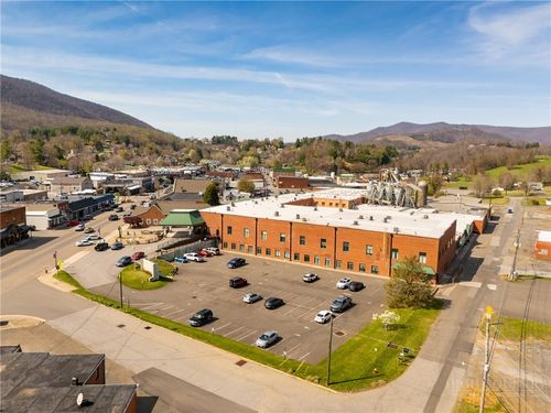 108-108 Jefferson Station Place, West Jefferson, NC, 28694 | Card Image