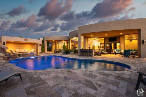 2011 S Pinnacle Dr, St George, UT, 84790-6754 | Card Image