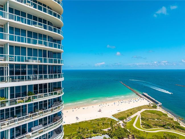 APT-3003 - 100 S Pointe Dr, Condo with 3 bedrooms, 4 bathrooms and null parking in Miami Beach FL | Image 38
