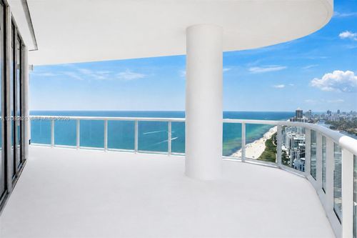 ts-07-6365 Collins Ave, Miami Beach, FL, 33141-9620 | Card Image