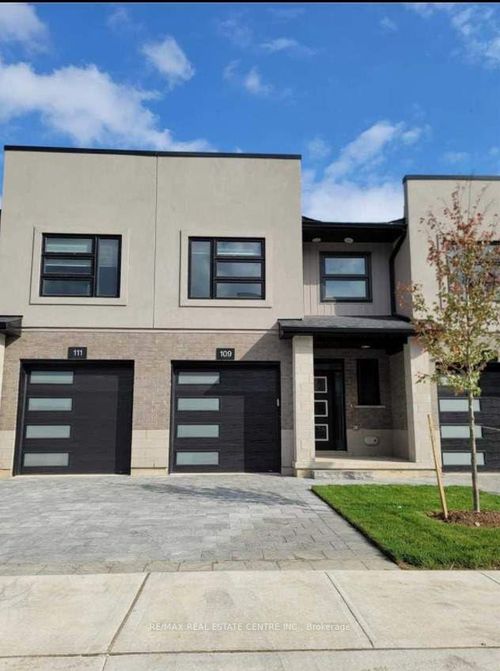 109-3380 Singleton Ave, London, ON, N6L0E8 | Card Image