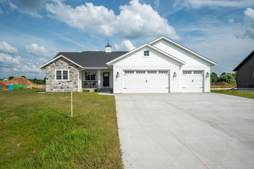 141st St, Chippewa Falls, WI 54729