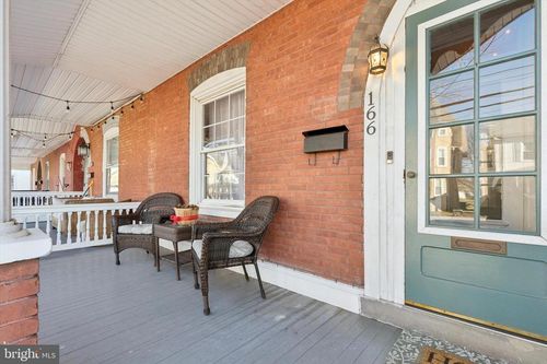 166 W Broad St, TELFORD, PA, 18969-1917 | Card Image