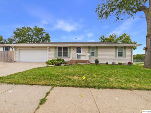 11423 S Cir, Omaha, NE, 68137-3635 | Card Image