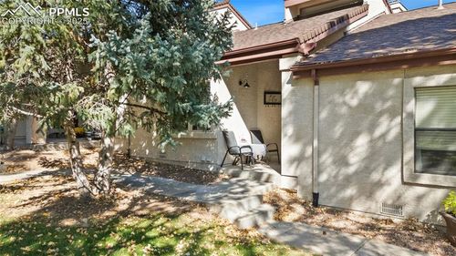 unit-e-560 Autumn Crest Cir, Colorado Springs, CO, 80919-8167 | Card Image