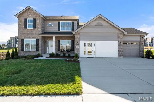 300 Osprey Court, Lake St Louis, MO, 63367 | Card Image