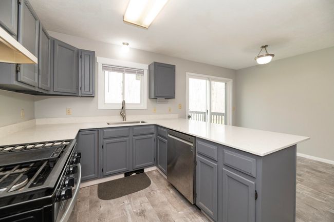 Kitchen | Image 7