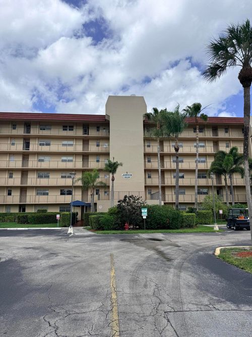 306-3836 Via Poinciana, Lake Worth, FL, 33467-2952 | Card Image