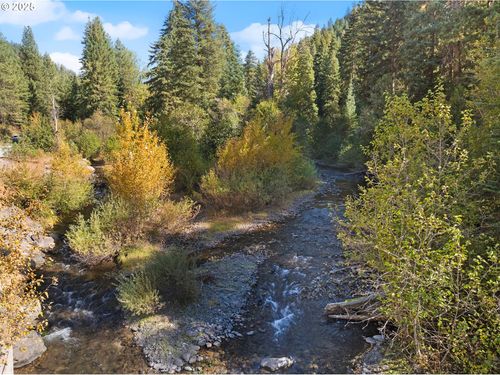 1701 Catherine Creek Ln, Union, OR, 97883 | Card Image