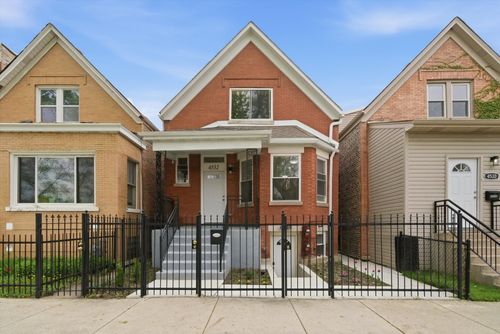 4532 Maypole Ave, Chicago, IL, 60624-1643 | Card Image