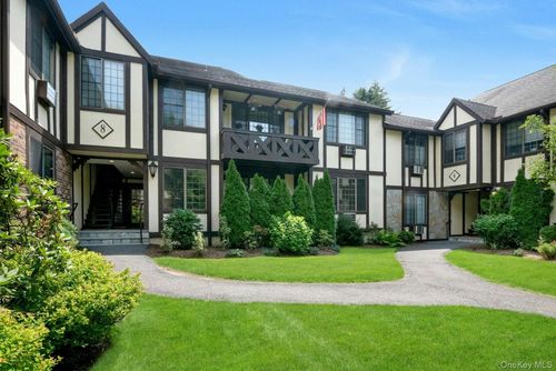 4-8 Foxwood Dr, Pleasantville, NY, 10570-1630 | Card Image