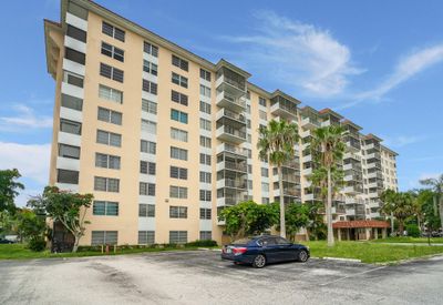 103 - 4174 Inverrary Dr, Condo with 2 bedrooms, 2 bathrooms and null parking in Lauderhill FL | Image 1