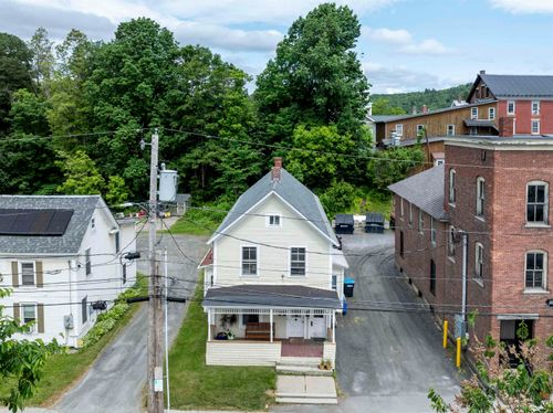 7-9 Elm St, Waterbury, VT, 05676-1802 | Card Image