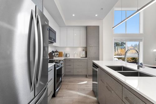 401-45500 Market Way, Chilliwack, BC, V2R6G5 | Card Image