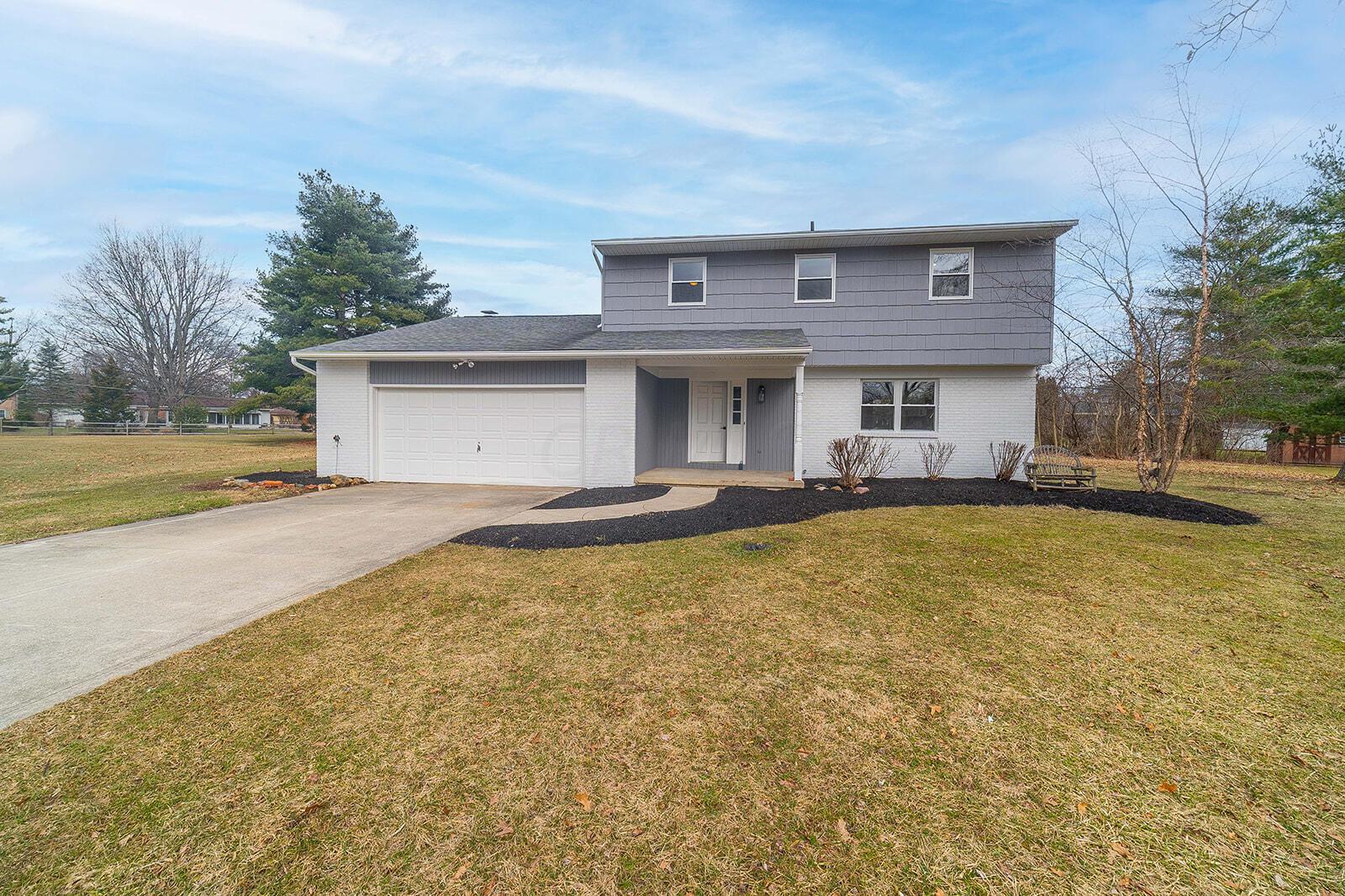 1954 Chimney Hill Court, Sold in Reynoldsburg Zoocasa