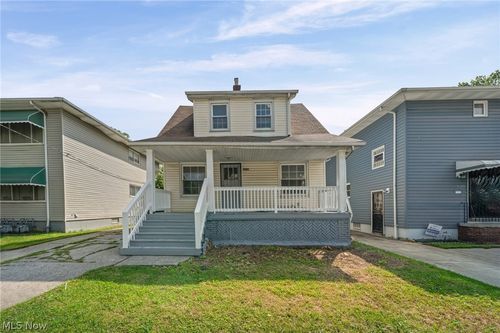 3685 E 149th St, Cleveland, OH, 44120-4929 | Card Image