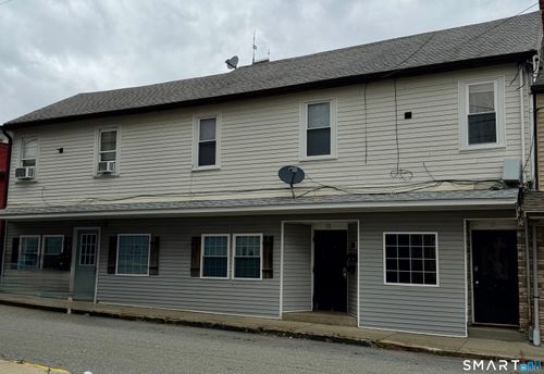 10 Center St, Killingly, CT, 06239-3006 | Card Image