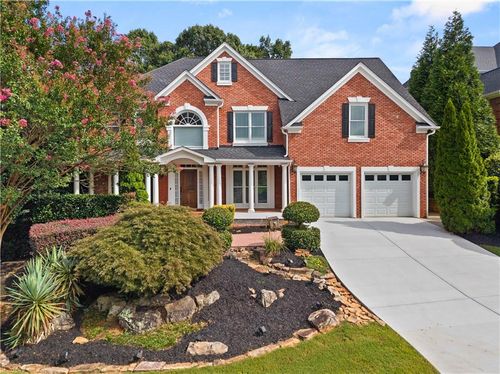 3980 Riverglen Cir, Suwanee, GA, 30024-1860 | Card Image