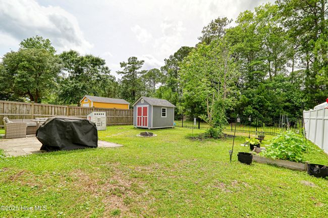 2939 Country Club Dr, House other with 3 bedrooms, 2 bathrooms and null parking in Hampstead NC | Image 32