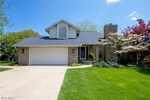 1961 Canterbury Ln, Wooster, OH, 44691-1590 | Card Image