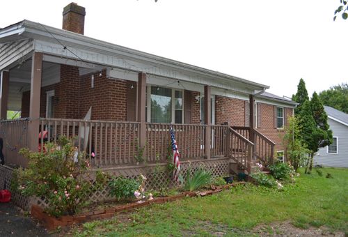 108 Harper St, WEYERS CAVE, VA, 24486-2405 | Card Image