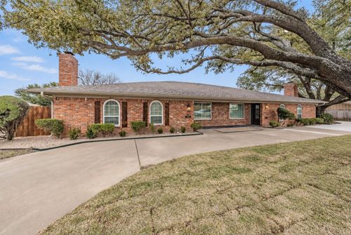 4904 Arborlawn Dr, Fort Worth, TX, 76109-3204 | Card Image