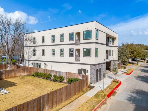 100-408 Foch St, Fort Worth, TX, 76107-2249 | Card Image