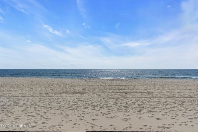 78 Ocean Ter, Condo with 3 bedrooms, 3 bathrooms and null parking in Long Branch NJ | Image 45