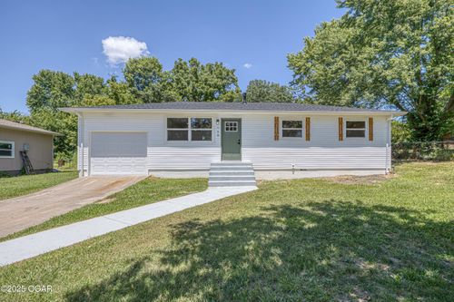 128 E Splitlog St, Goodman, MO, 64843-9568 | Card Image