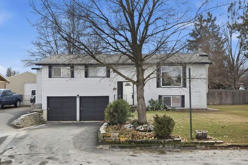 11516 E 37th Ave, Spokane Valley, WA, 99206-5912 | Card Image