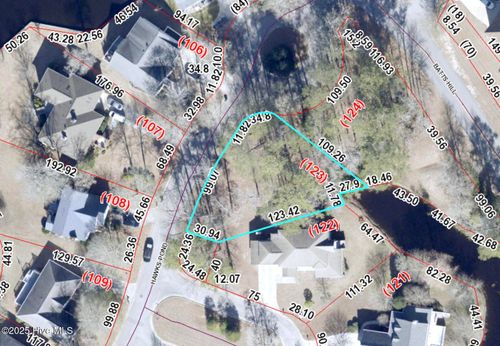 165 Hawks Pond Rd, New Bern, NC, 28562-7311 | Card Image