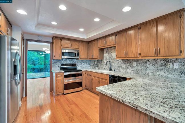 1056 Camino Verde Cir, Townhouse with 3 bedrooms, 4 bathrooms and 2 parking in Walnut Creek CA | Image 59