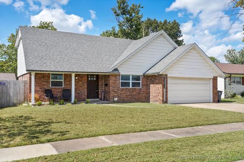 1624 S 108th East Pl, Tulsa, OK, 74128-4833 | Card Image