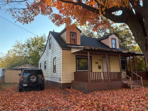 3256 Oakwood Ave, Saginaw, MI, 48601-4446 | Card Image