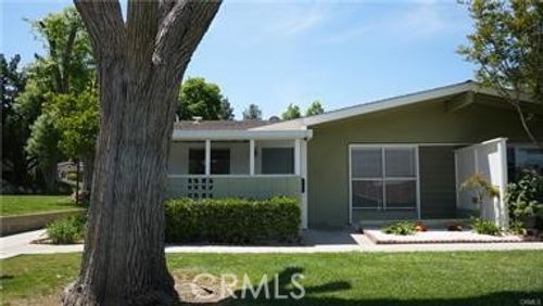 d-19110 Avenue Of The Oaks, Newhall, CA, 91321-1415 | Card Image