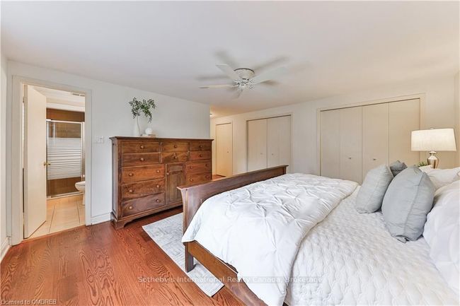 2230 All Saints Cres, House other with 4 bedrooms, 3 bathrooms and 4 parking in Oakville ON | Image 26