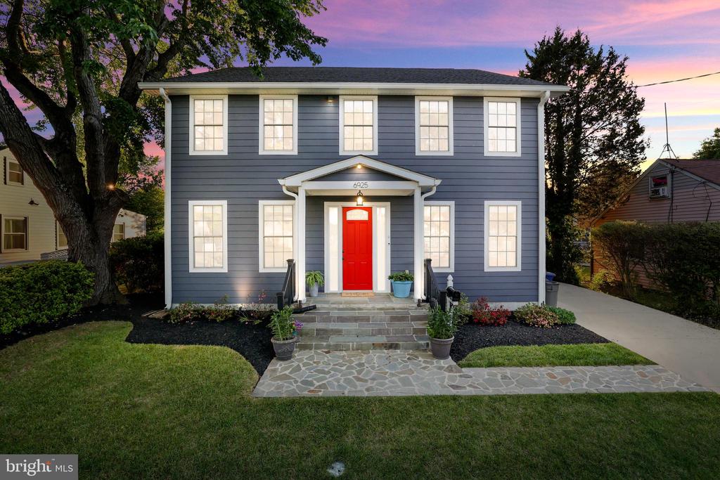 Residential in FALLS CHURCH 2