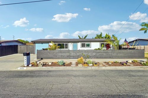 2852 Yvonne St, Oceanside, CA, 92056 | Card Image