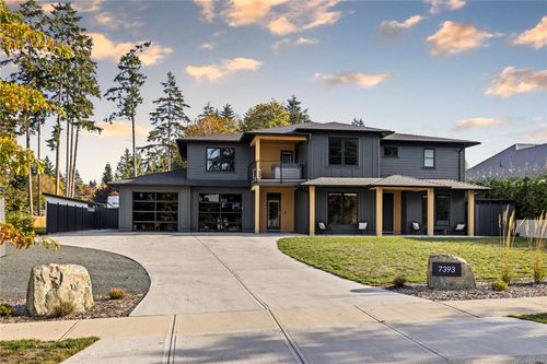 7393 Sunbury Rd, Lantzville, BC, V0R2H0 | Card Image