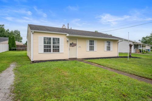 810 Virgil Dr, Gas City, IN, 46933-1552 | Card Image