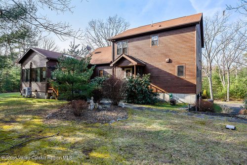 490 Peak Road, Stone Ridge, NY, 12484 | Card Image